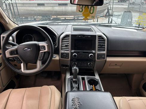 Used 2015 Ford F150 Lariat w/ Equipment Group 502A Luxury AWD/4WD image 15