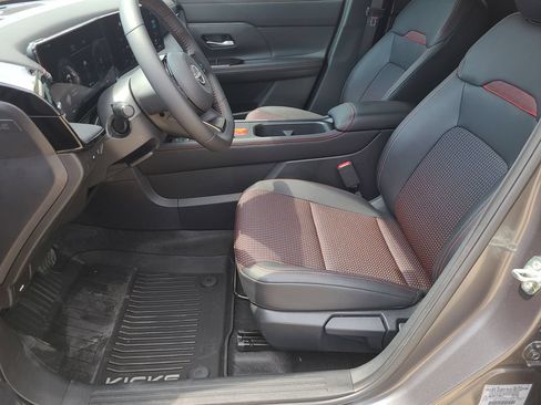 Certified 2026 Nissan Kicks SR w/ Cold Weather Package FWD image 16