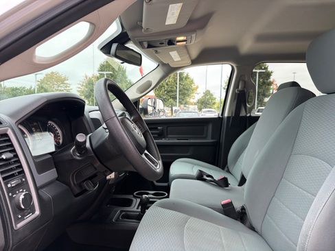 Used 2016 RAM 2500 Tradesman w/ Chrome Appearance Group AWD/4WD image 7
