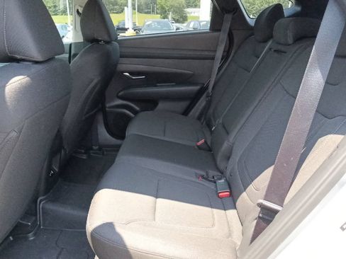 Used 2025 Hyundai Tucson SE FWD image 27