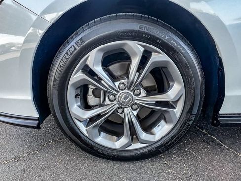 Used 2024 Honda Accord EX image 10