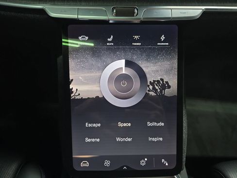 Used 2024 Lucid Air Touring image 31