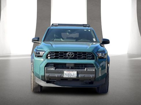 Used 2025 Toyota 4Runner TRD Off-Road Premium AWD/4WD image 9