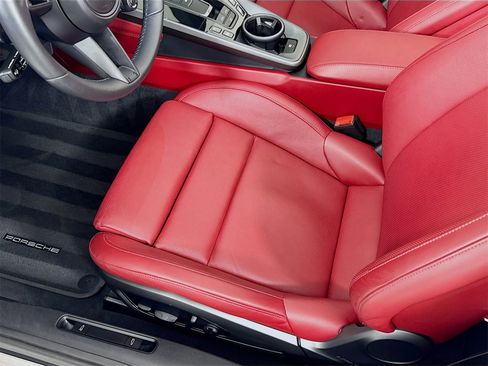 Used 2024 Porsche 911 Carrera 4S image 18