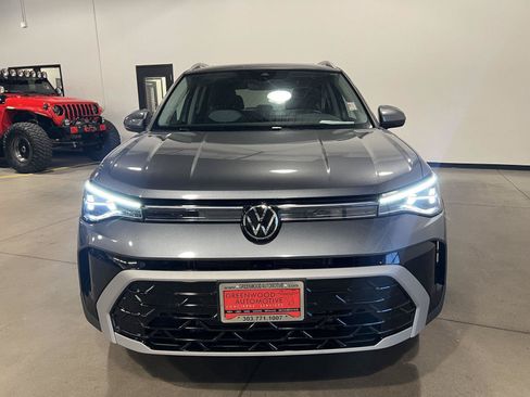 Used 2025 Volkswagen Taos SEL w/ Black Wheel Plus Package AWD/4WD image 8