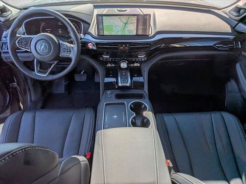 Certified 2026 Acura MDX w/ Technology Package FWD image 12