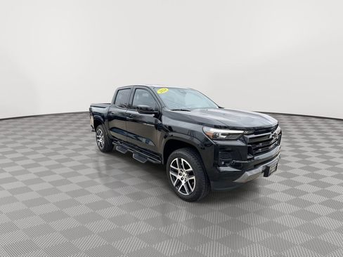 Certified 2024 Chevrolet Colorado Z71 w/ Advanced Trailering Package AWD/4WD image 2