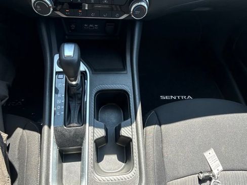 Used 2024 Nissan Sentra SV FWD image 21