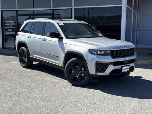 New 2026 Jeep Grand Cherokee Limited image 2