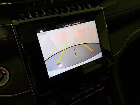 New 2025 Jeep Grand Cherokee L Altitude image 27