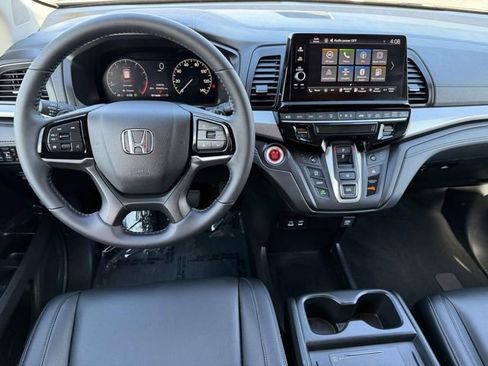 Certified 2026 Honda Odyssey EX-L image 14