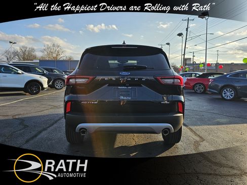 Used 2023 Ford Escape Active image 7