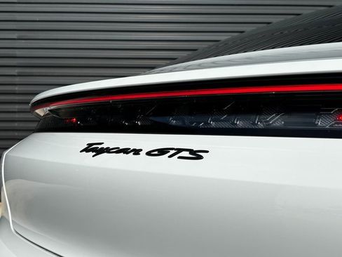 Certified 2022 Porsche Taycan GTS image 28