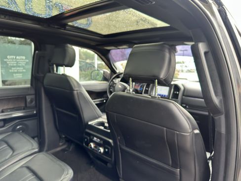 Used 2020 Ford Expedition Max Limited AWD/4WD image 18