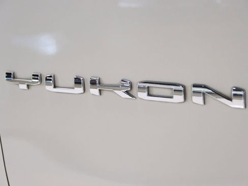 Used 2023 GMC Yukon XL SLT w/ SLT Premium Package AWD/4WD image 20