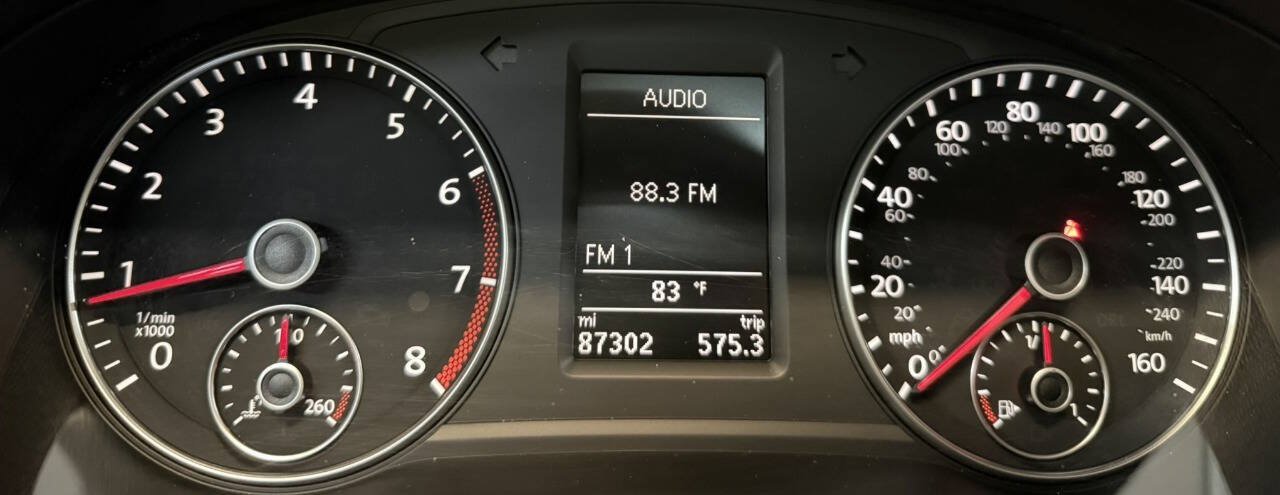 Used 2015 Volkswagen Passat 1.8T SE FWD image 14
