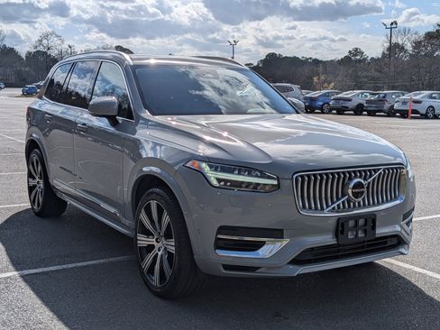 Used 2024 Volvo XC90 T8 Plus w/ Protection Package Premier image 11