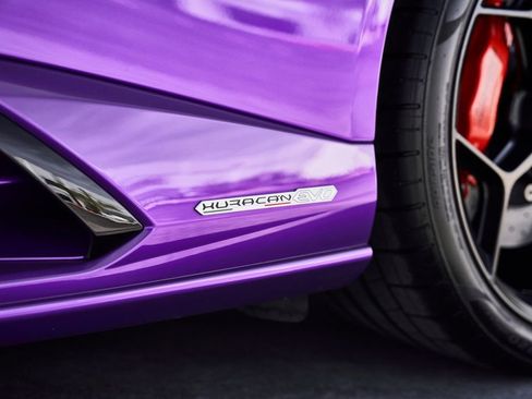 Used 2024 Lamborghini Huracan EVO AWD/4WD image 10