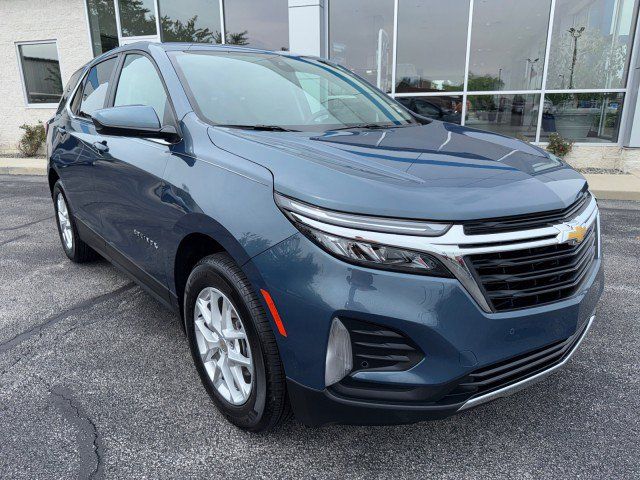 Used 2024 Chevrolet Equinox LT FWD image 1