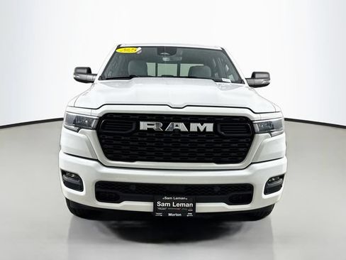 Used 2025 RAM 1500 Big Horn AWD/4WD image 2