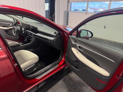 Used 2025 Hyundai Sonata SEL image 15
