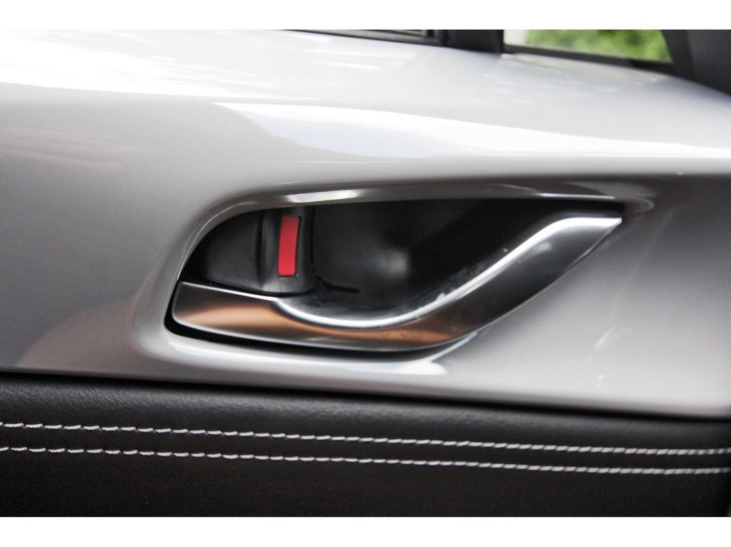 New 2026 MAZDA MX-5 Miata RF Grand Touring RWD image 19