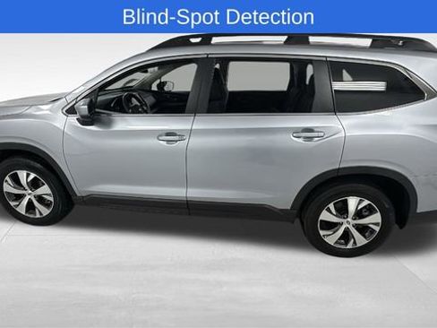 Certified 2025 Subaru Ascent Premium image 7