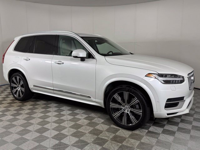 Used 2021 Volvo XC90 T8 Inscription w/ Advanced Package AWD/4WD image 11