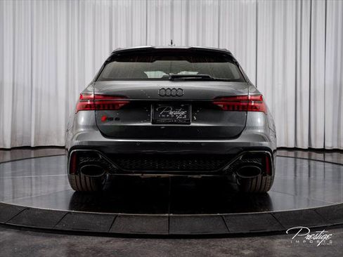 Used 2022 Audi RS 6 AWD/4WD image 10