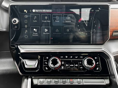 Used 2024 GMC Sierra 3500 Denali Ultimate image 29