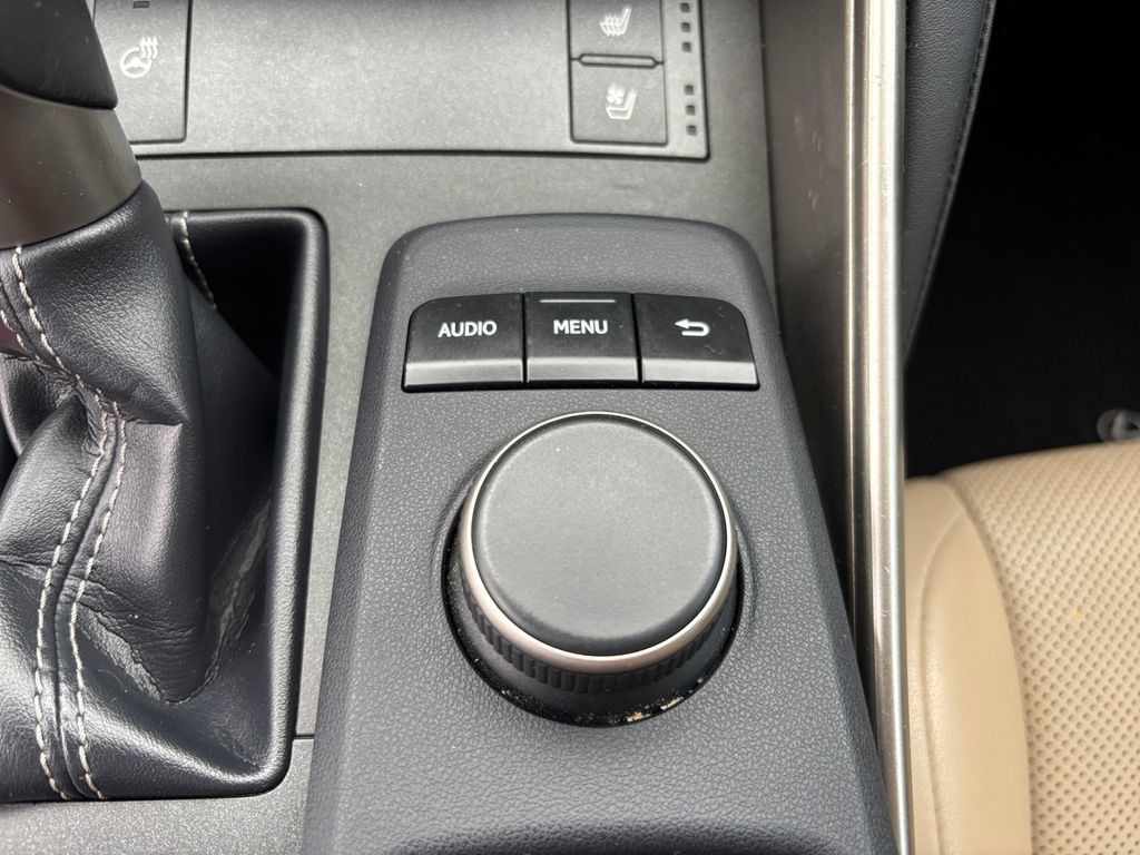 Used 2019 Lexus IS 300 w/ Premium Package RWD image 33