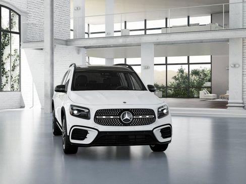 New 2026 Mercedes-Benz GLB 250 image 8