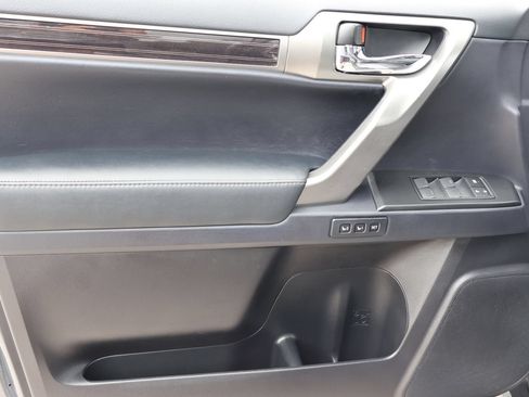 Used 2023 Lexus GX 460 Premium w/ Premium Plus Package AWD/4WD image 9