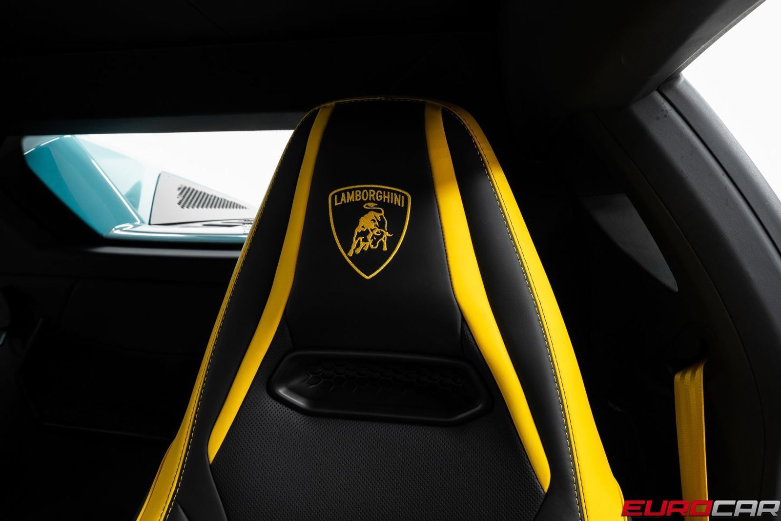 Used 2026 Lamborghini Temerario AWD/4WD image 38