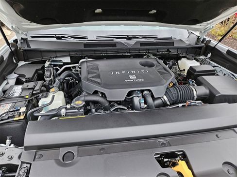 New 2026 INFINITI QX80 SPORT image 33