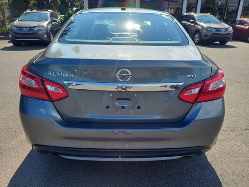Used 2017 Nissan Altima 2.5 SV image 6