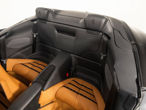 Certified 2025 Ferrari Roma Spider image 53