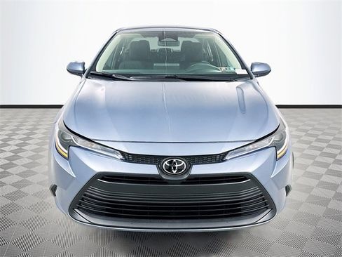 New 2026 Toyota Corolla LE image 2