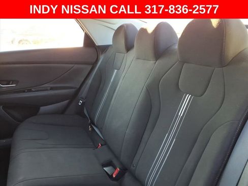 Used 2021 Hyundai Elantra SEL image 20