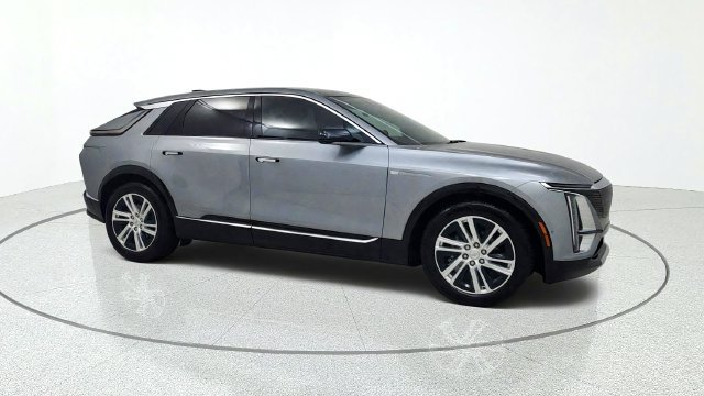 Used 2024 Cadillac Lyriq Tech w/ Driver Assist Package AWD/4WD image 10