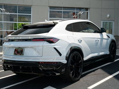 Used 2019 Lamborghini Urus AWD/4WD image 12