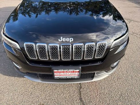 Used 2019 Jeep Cherokee Limited AWD/4WD image 20