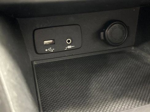 Used 2023 Subaru Crosstrek 2.0i image 19