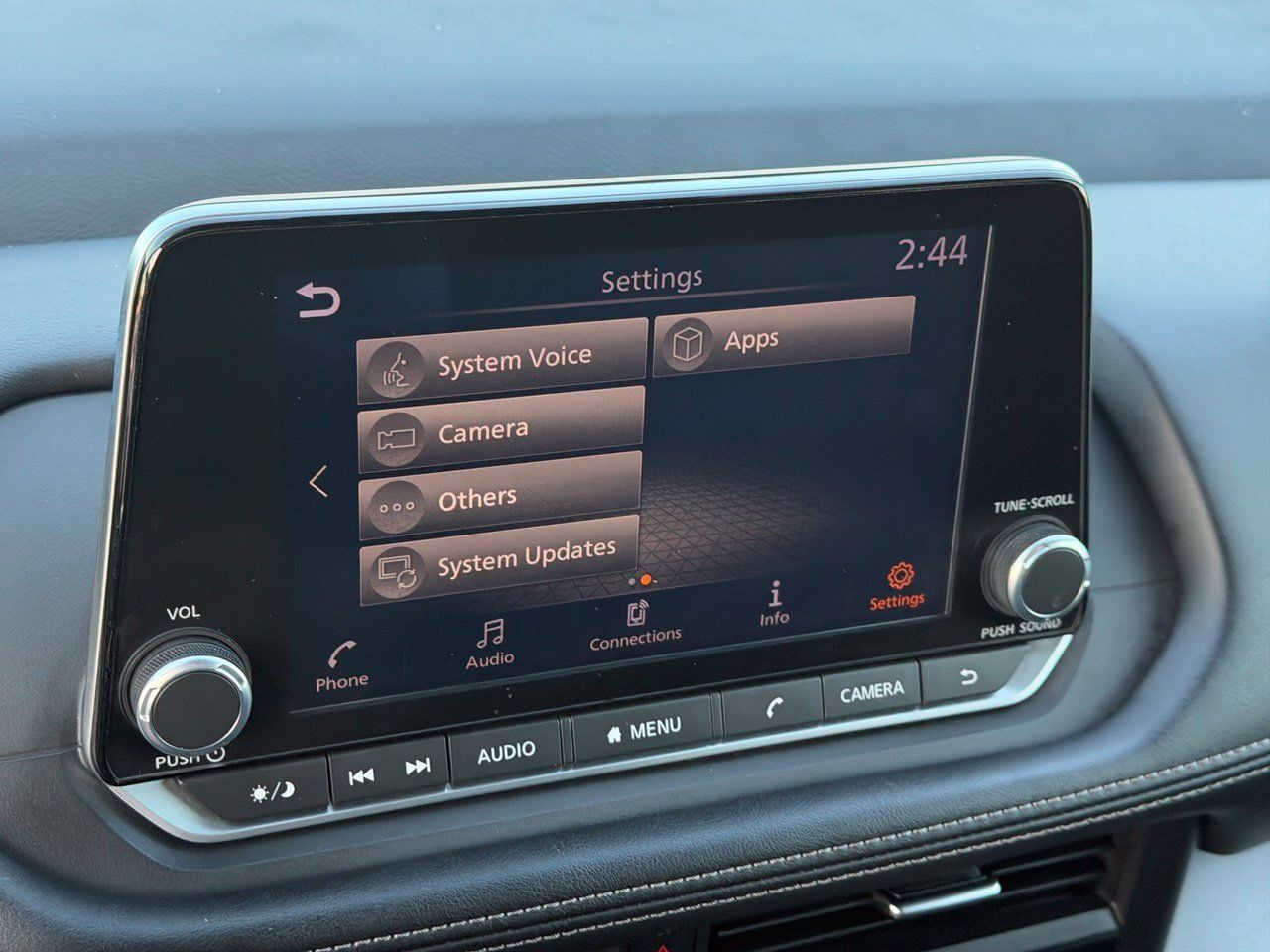 Certified 2024 Nissan Rogue SV FWD image 27