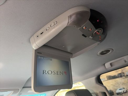 Used 2015 GMC Yukon XL SLT image 21