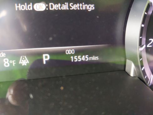 Certified 2024 Toyota Highlander XLE image 22