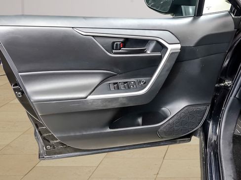 Used 2023 Toyota RAV4 LE AWD/4WD image 20