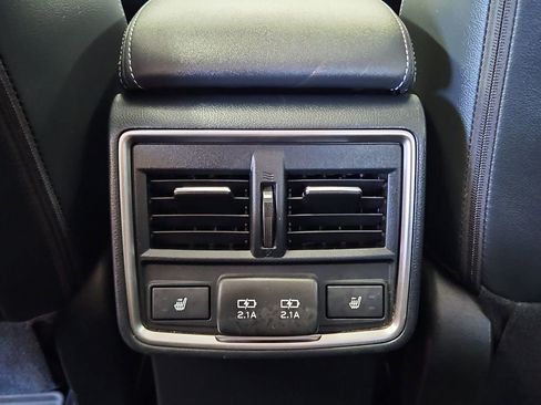 Used 2019 Subaru Forester Touring AWD/4WD image 32