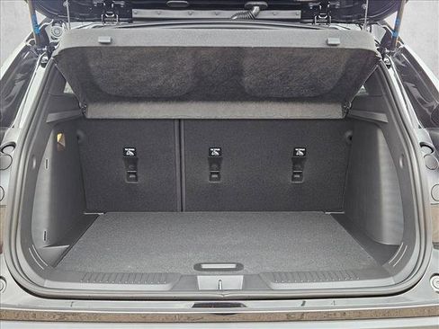 New 2026 Chevrolet Trax RS w/ Sunroof Package image 20