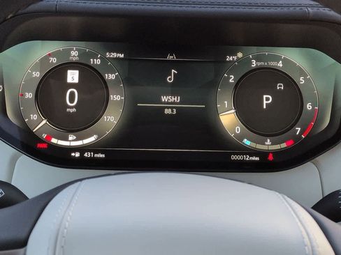 New 2026 Land Rover Range Rover SE image 33